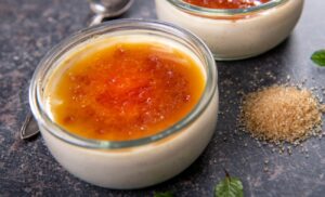 Crème Brlûée with apples