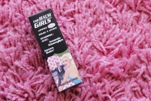 theBalm Girls lipstick Amanda Kiss my lips